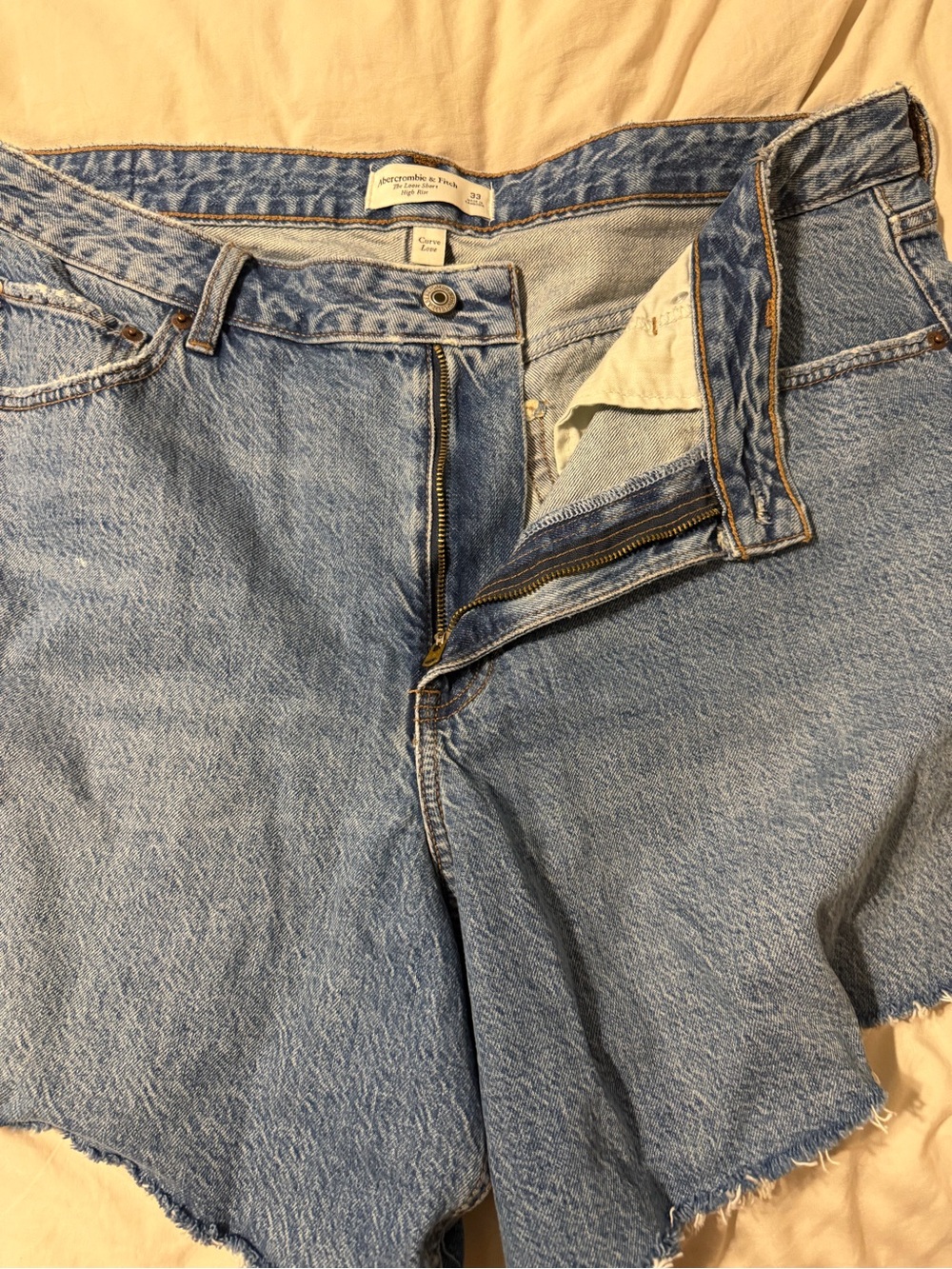 Light Blue Denim “THE LOOSE SHORT” Curve Love